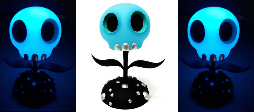 SKULL FLOWER BLUE GID EDITION / TARA MCPHERSON X TOYQUBE